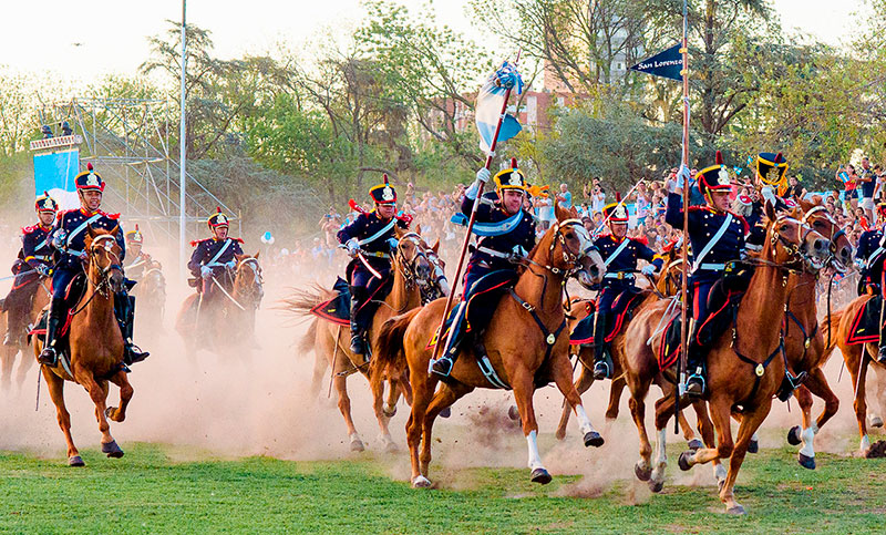 Conmemoran el 211º aniversario del histórico combate de San Lorenzo