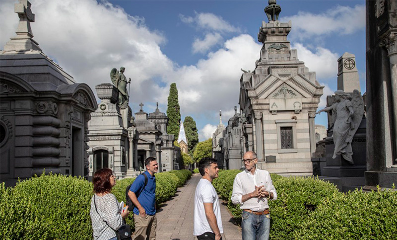 El Cementerio Municipal El Salvador sería un Museo a cielo abierto
