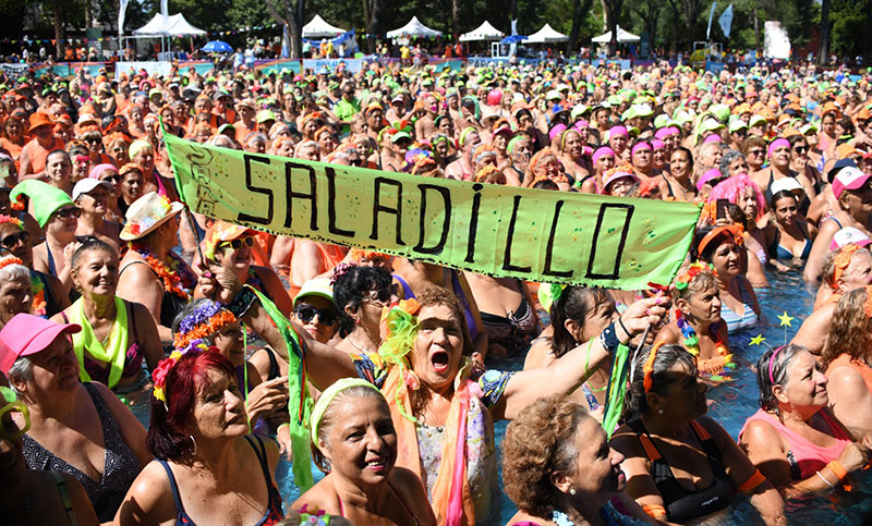 Más de 1.800 personas participaron del tradicional encuentro de acuagym en Saladillo