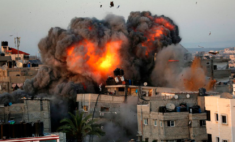 Mueren al menos 16 palestinos en nuevo bombardeo de Israel contra la Franja de Gaza