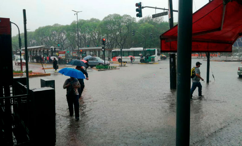 Diluvio en Capital Federal: alerta amarilla por tormentas y caída de granizo en doce provincias