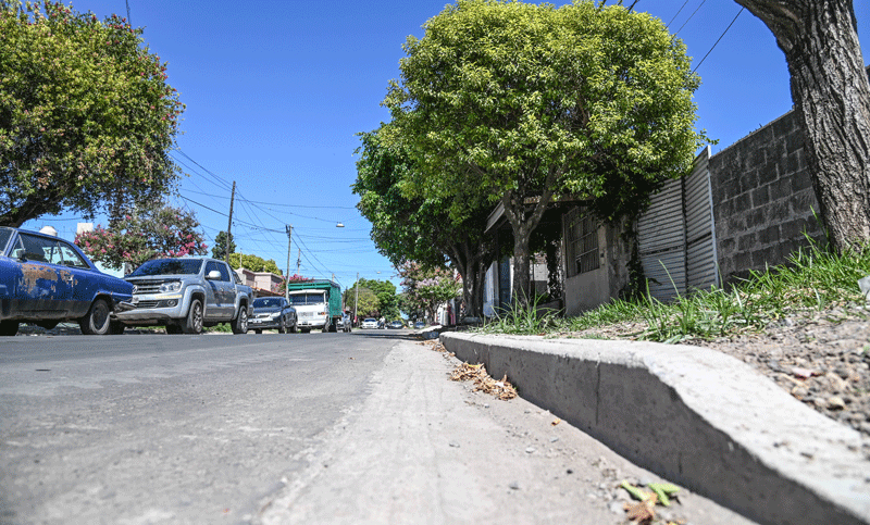 Avanzan las obras de pavimentación en barrio Las Delicias