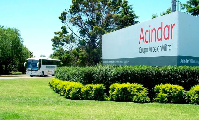 Tras la paralización de sus plantas, Acindar pretende reducir su planta en Rosario