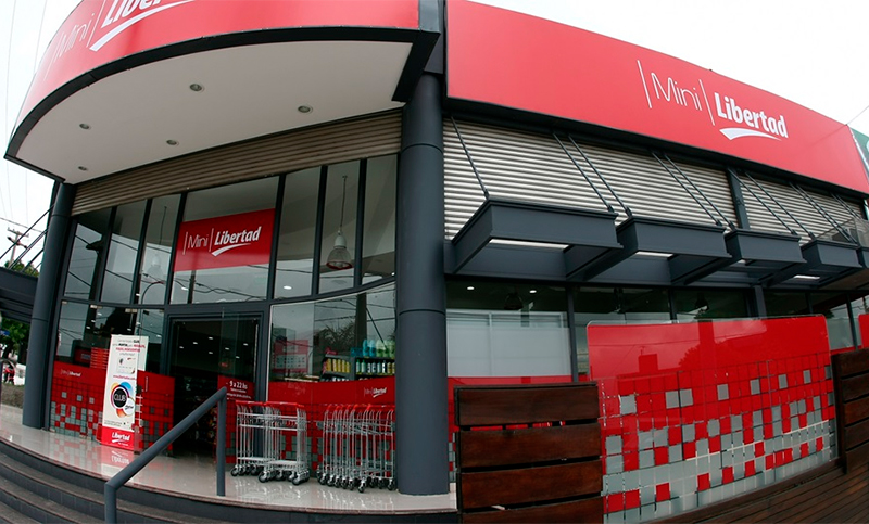 Córdoba: la cadena de supermercados Carrefour compró diez sucursales del Libertad