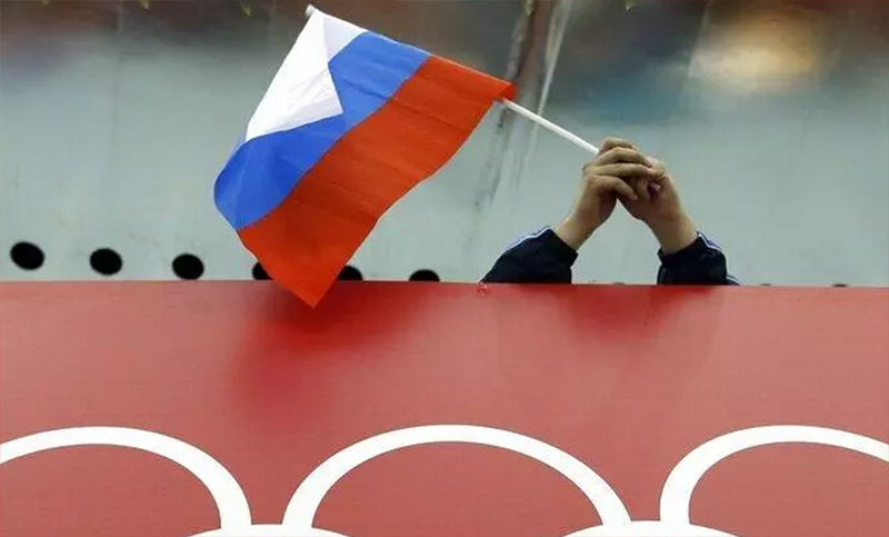 Habilitan a 40 atletas rusos a competir como neutrales en París 2024