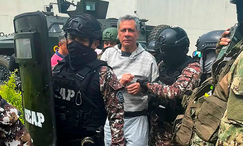 Internaron al ex vicepresidente de Ecuador detenido en la Embajada de México por una sobredosis