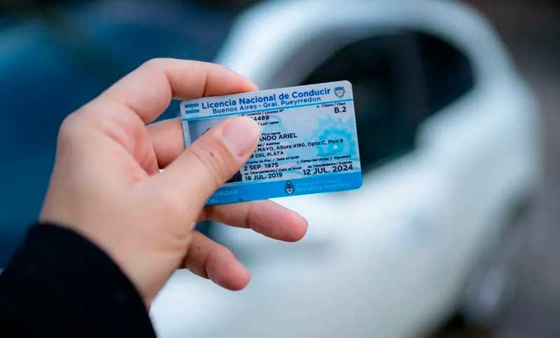 Hackers robaron datos de licencias de conducir y las ofrecen por internet