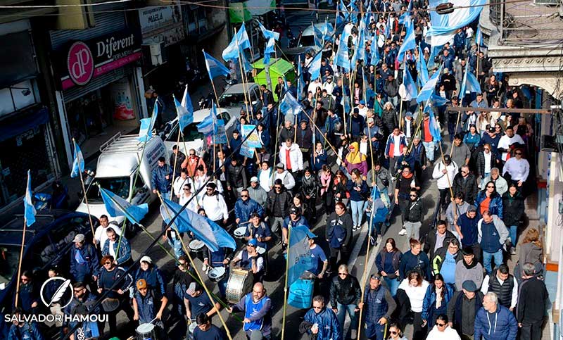 Paro general: Empleados de Comercio de Rosario protagonizó una masiva movilización en el centro rosarino