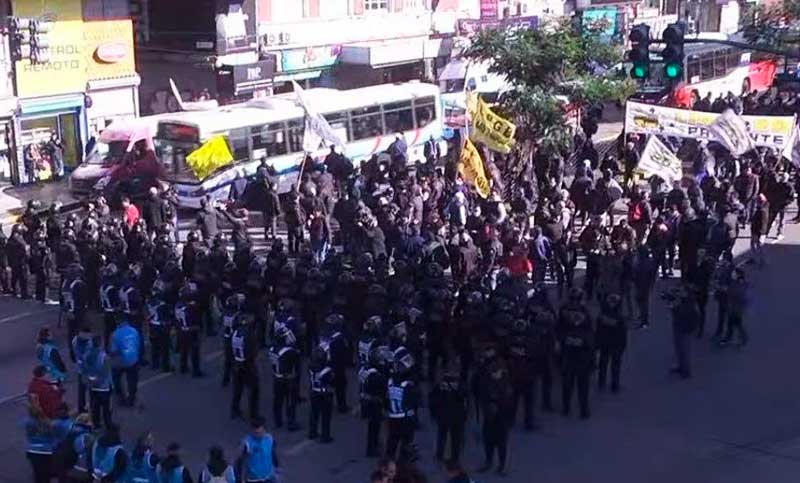 Colectiveros de la línea 60 realizaron protesta en Saavedra: contra el acuerdo firmado con Secretaría de Trabajo