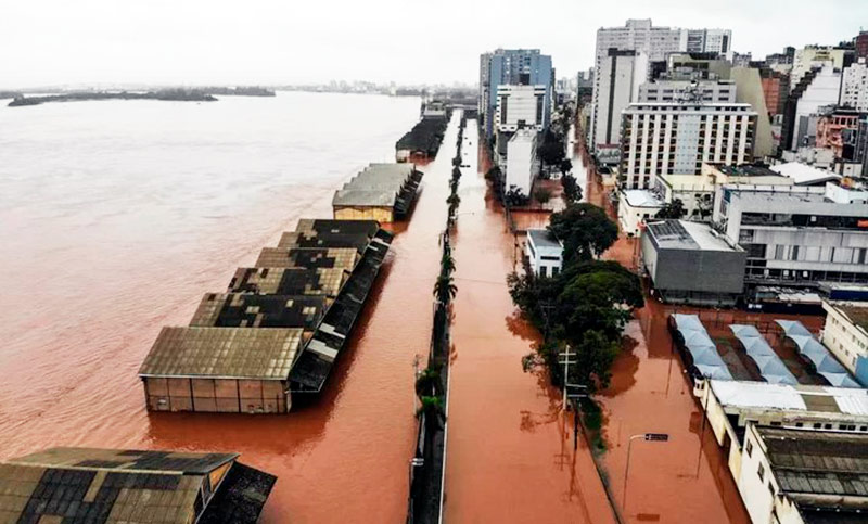 Asciende a 56 la cifra de muertos por las intensas lluvias en el sur de Brasil