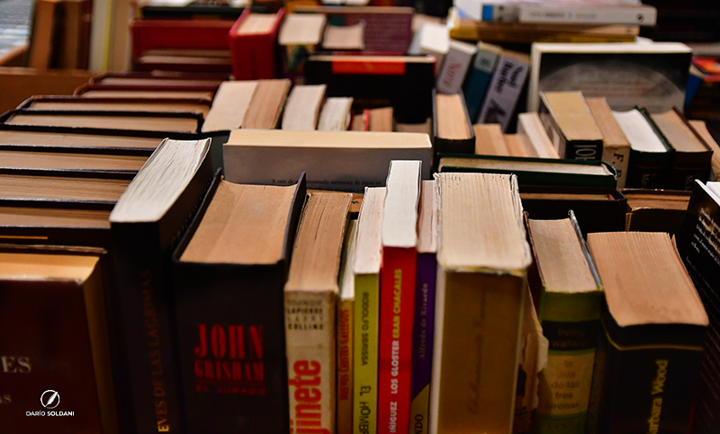 La feria de libros viejos vuelve a Rosario, con joyas literarias a precios accesibles: ¿dónde y cuándo será?
