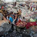 Al menos 30 palestinos muertos por un nuevo bombardeo israelí contra Gaza